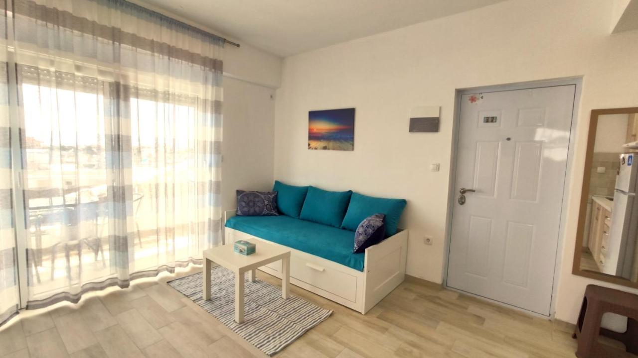 Sea Star Apartments Kallikratia Nea Kallikrateia Exteriör bild