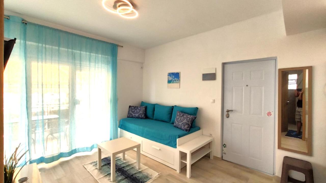 Sea Star Apartments Kallikratia Nea Kallikrateia Exteriör bild